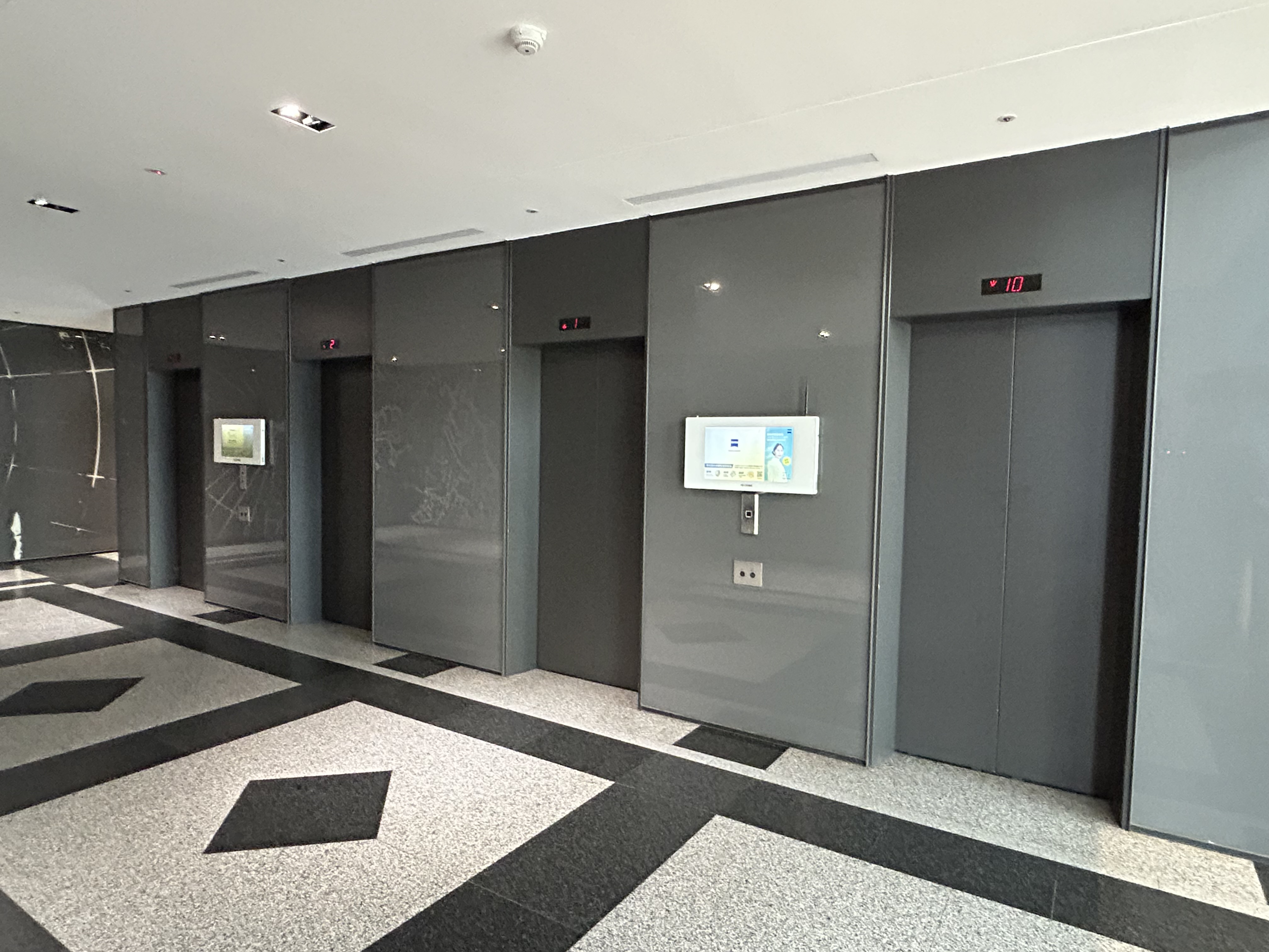 長昇鴻工商大樓 甲棟